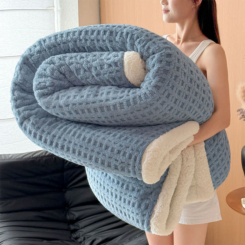 Strukturierte Sherpa-Überwurfdecke mit Waffelmuster - Blau - 200cm x 230cm - image 17