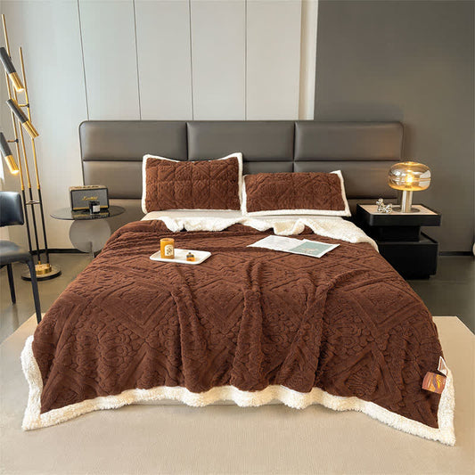Luxuriöse Bettdecke mit Blumenmuster - Karamell - 200cm x 230cm - image 1