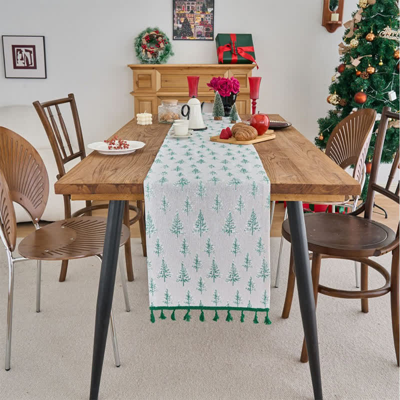 Tischläufer mit grünem Tannenbaum - image 1