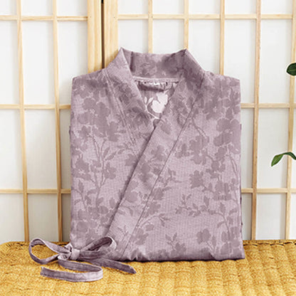Dezenter Kimono-Bademantel mit Blumenmuster und Tasche - image 11