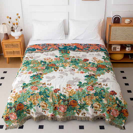 Wonderland Flower Quilt aus natürlicher Baumwolle mit Quasten - 200cm x 230cm - image 0