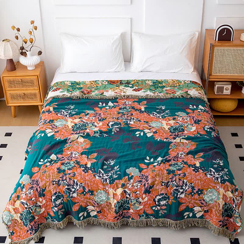 Wonderland Flower Quilt aus natürlicher Baumwolle mit Quasten - image 1