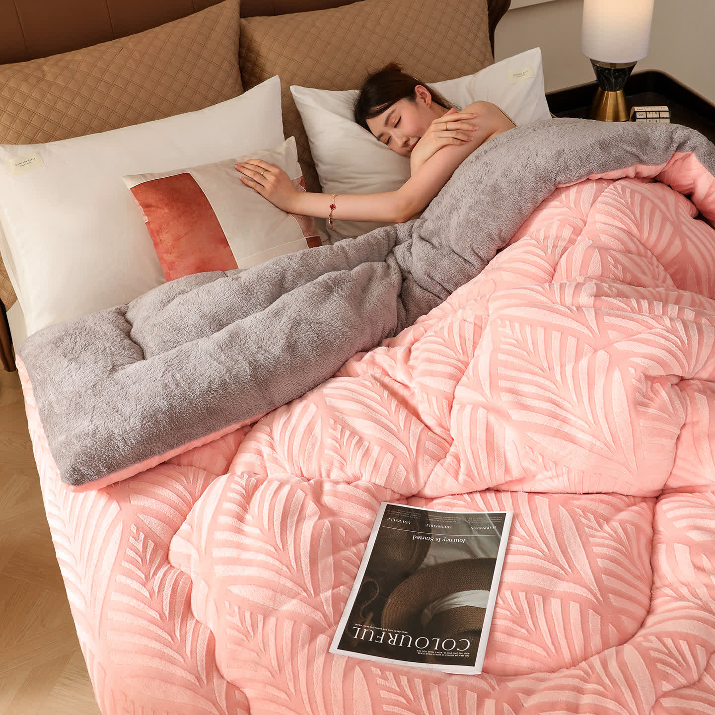 Luxuriöse Überwurfdecke aus geprägtem Fleece - Rosa - 220cm x 240cm - image 11