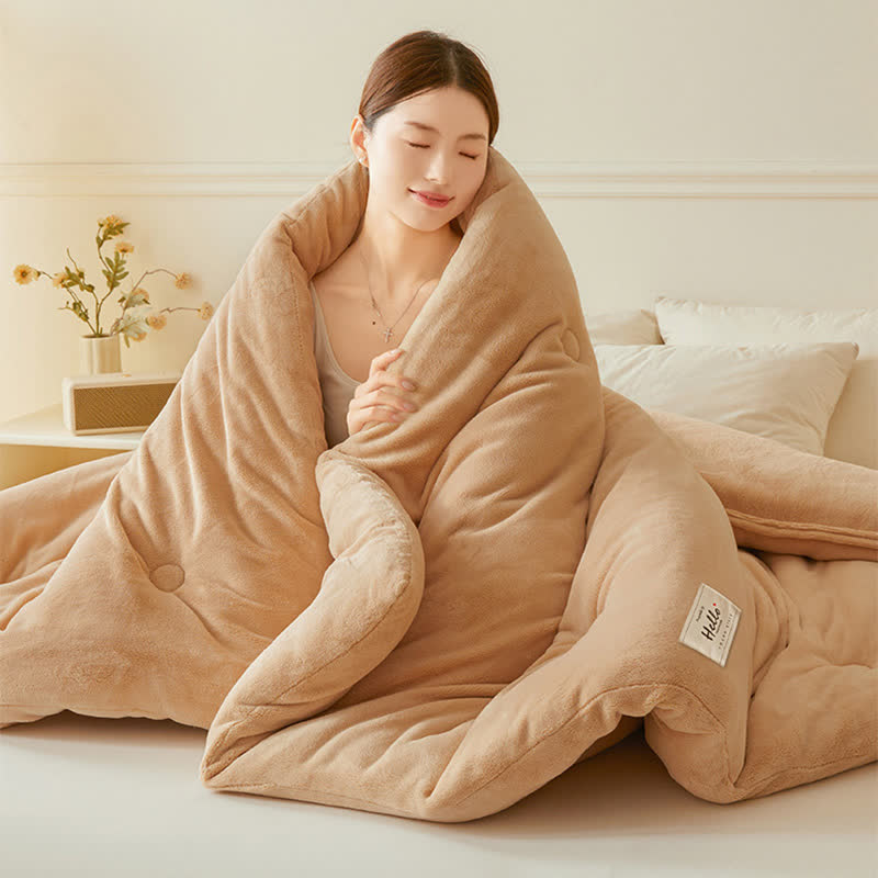 Einfache, einfarbige, warme Plüschdecke - image 5
