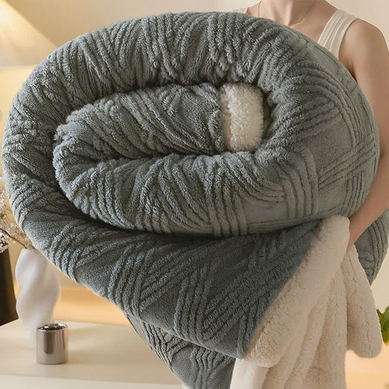 Warme Überwurfdecke mit gestreifter Rautenstruktur - Dunkelgrau - 2 Kissenbezüge - 48cm x 74cm - image 13