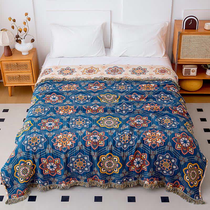Baumwollsteppdecke mit ethnischen Blumen in Sternform - image 1