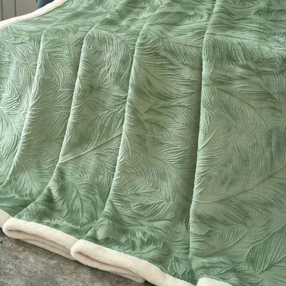 Warme Überwurfdecke mit Blattstruktur - image 23
