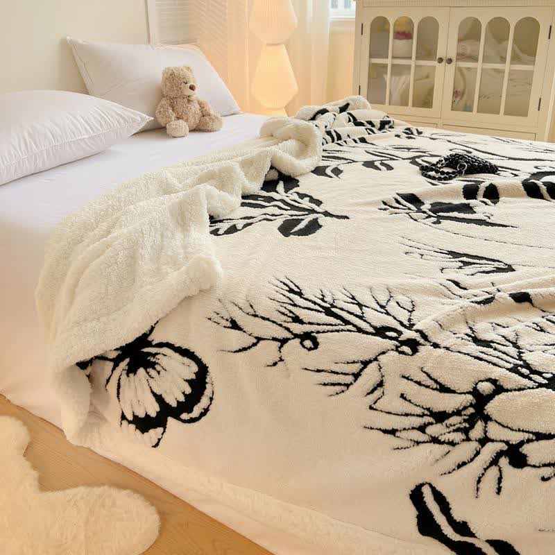 Jacquard-Überwurfdecke mit Baum- und Schmetterlingsmotiv - image 6