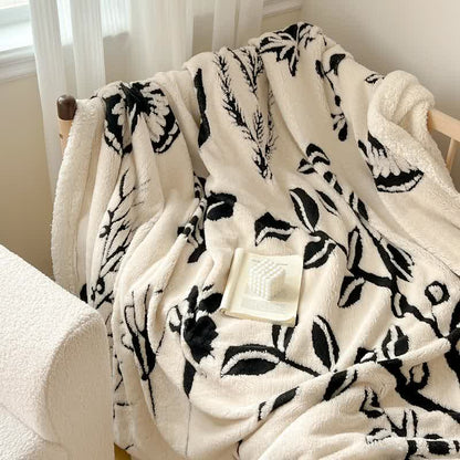 Jacquard-Überwurfdecke mit Baum- und Schmetterlingsmotiv - image 13