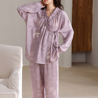 Loungewear-Set mit Bambus-Kimono und Schmetterlingsmotiv - 2XL - image 0