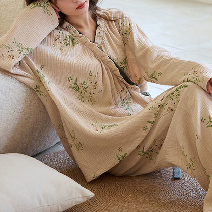 Loungewear-Set mit Kimono und botanischem Blattmuster - image 5