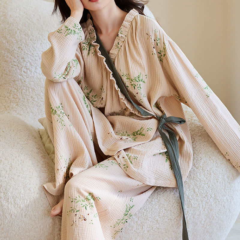 Loungewear-Set mit Kimono und botanischem Blattmuster - image 3