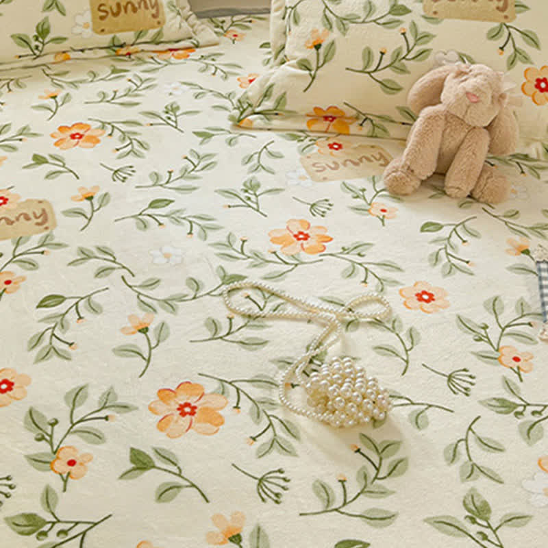 Warme Überwurfdecke mit gelben Blumenblättern - image 8