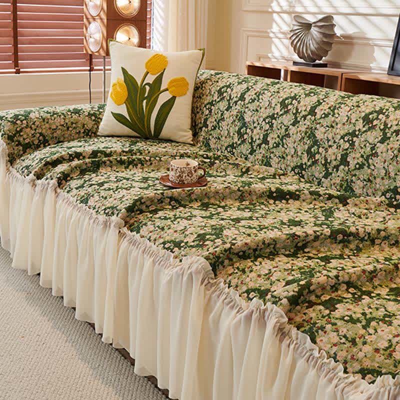 Grüner Sofaschoner mit Blumenmuster und Rüschen - image 3