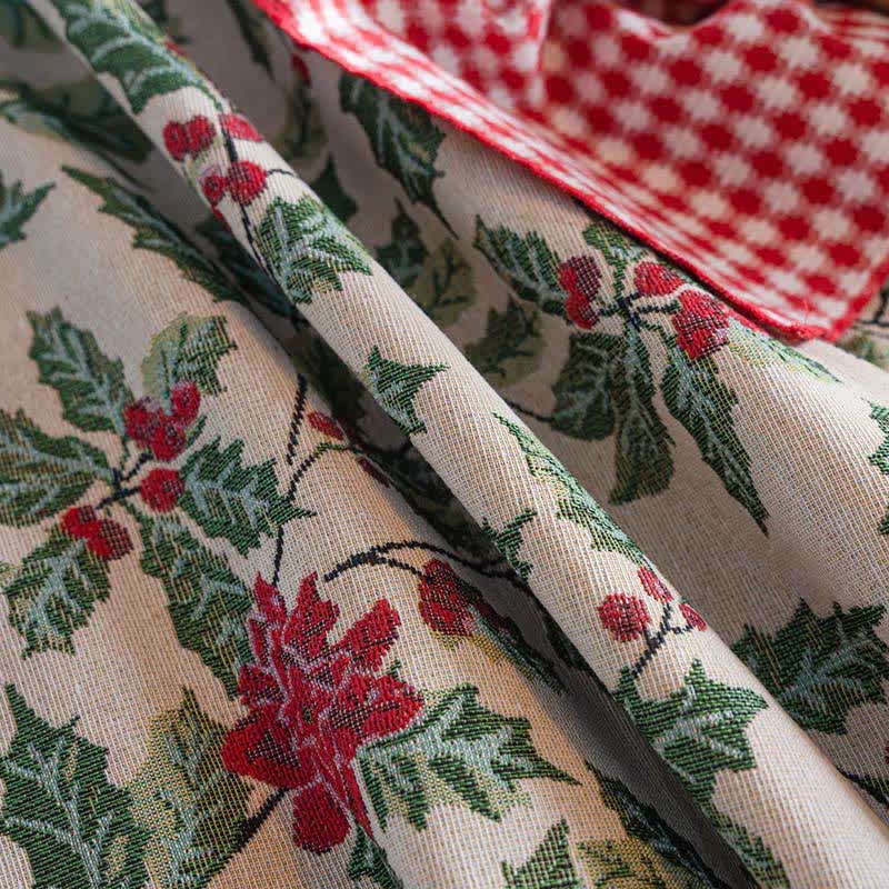 Weihnachtlich inspirierte Jacquard-Tischdecke mit Stechpalmenblättern - image 11