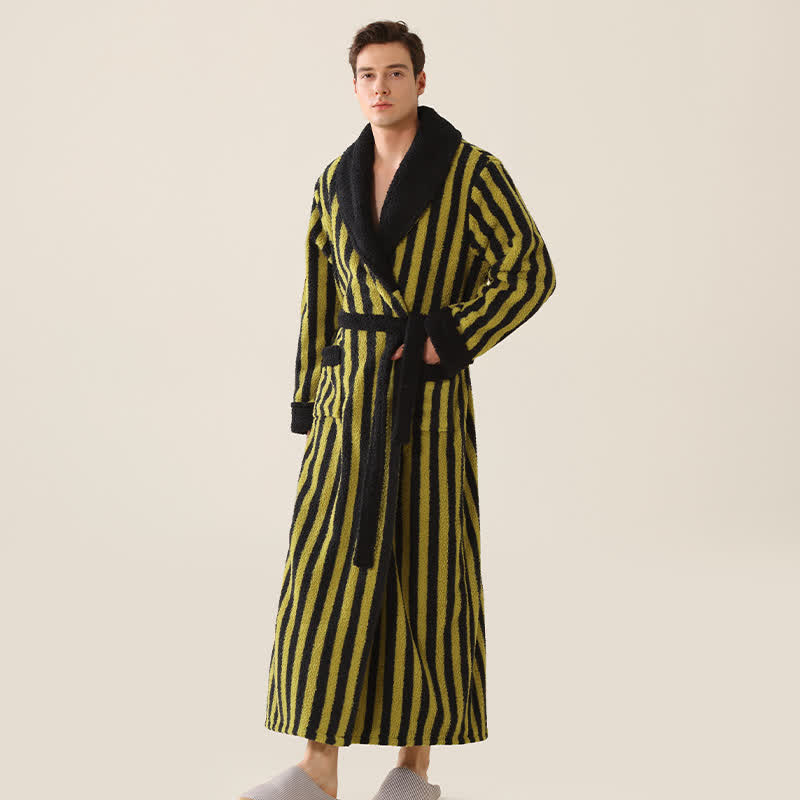 Warmer langer Unisex-Bademantel aus gestreiftem Fleece - image 7