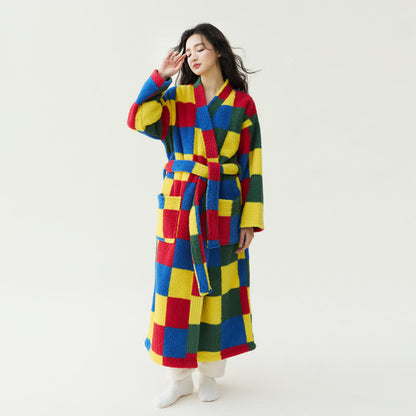 Bunt karierter, warmer, langer Plüschmantel - XL - image 0