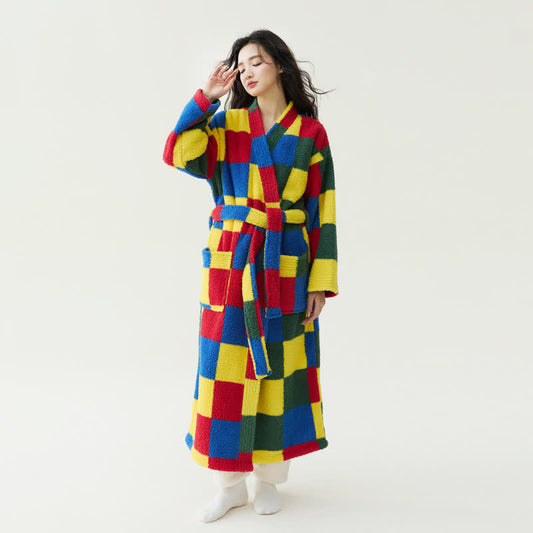 Bunt karierter, warmer, langer Plüschmantel - XL - image 0
