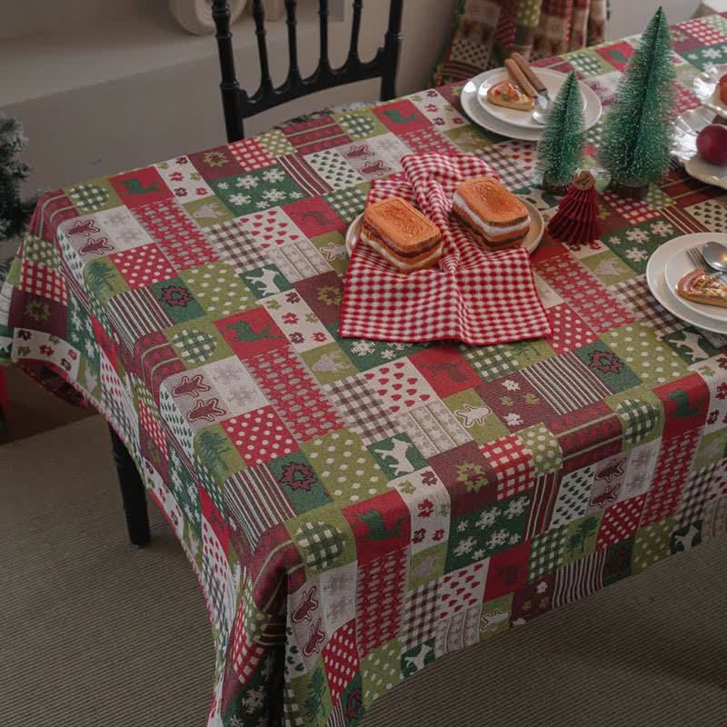 Patchwork-Tischdecke mit weihnachtlichem Druck - image 3