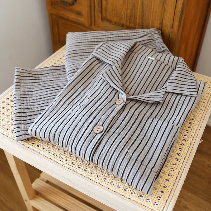 Einfaches Loungewear-Set aus reiner Baumwolle mit Streifen - image 2