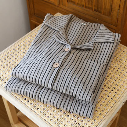 Einfaches Loungewear-Set aus reiner Baumwolle mit Streifen - image 3