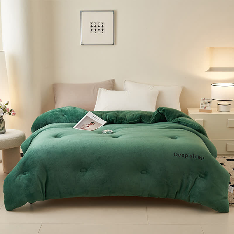 Flauschige, warme Plüschdecke mit Buchstabendruck - image 17