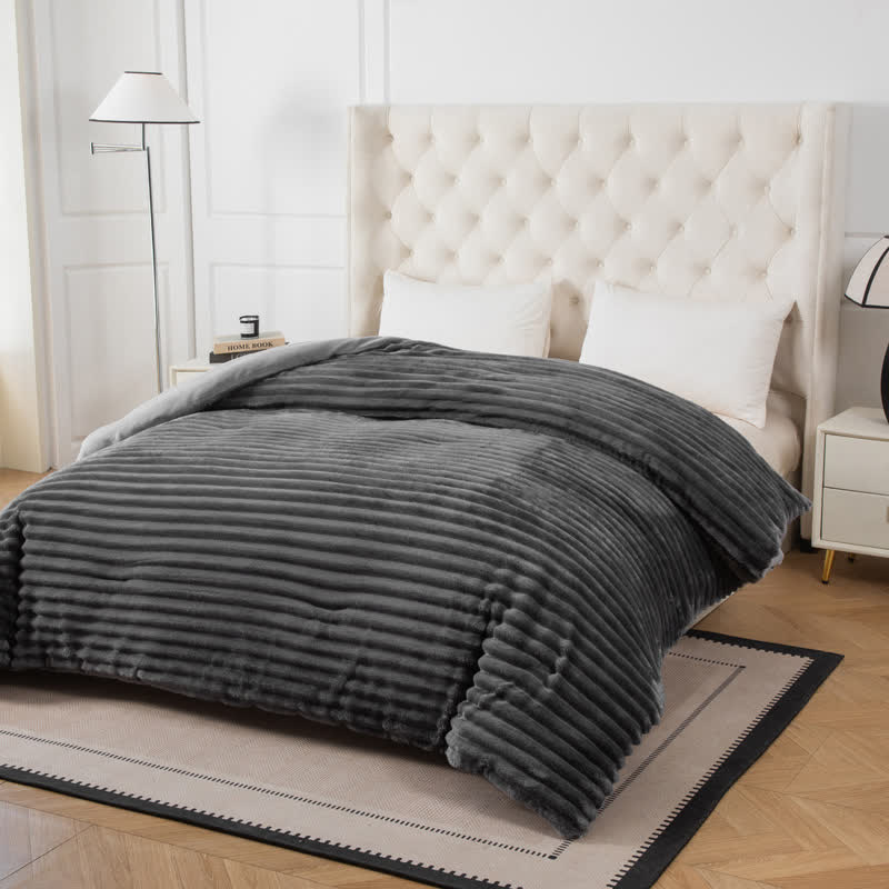 Einfarbige gerippte Plüschdecke - image 31