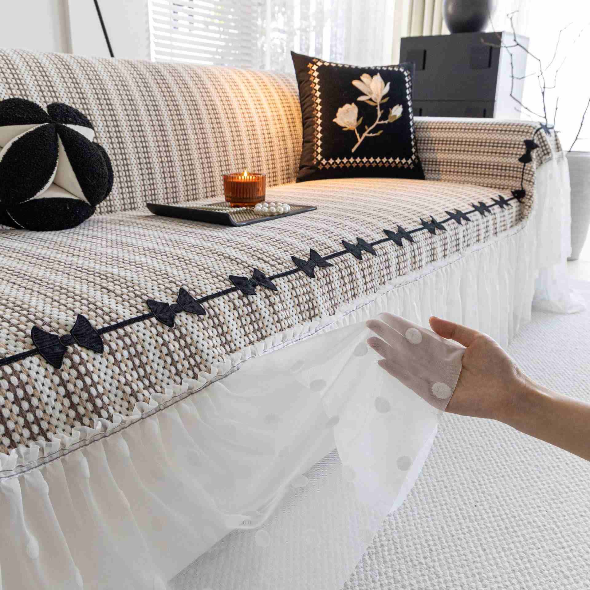 Sofaschoner aus Chenille mit Schleife und Rüschen - image 8
