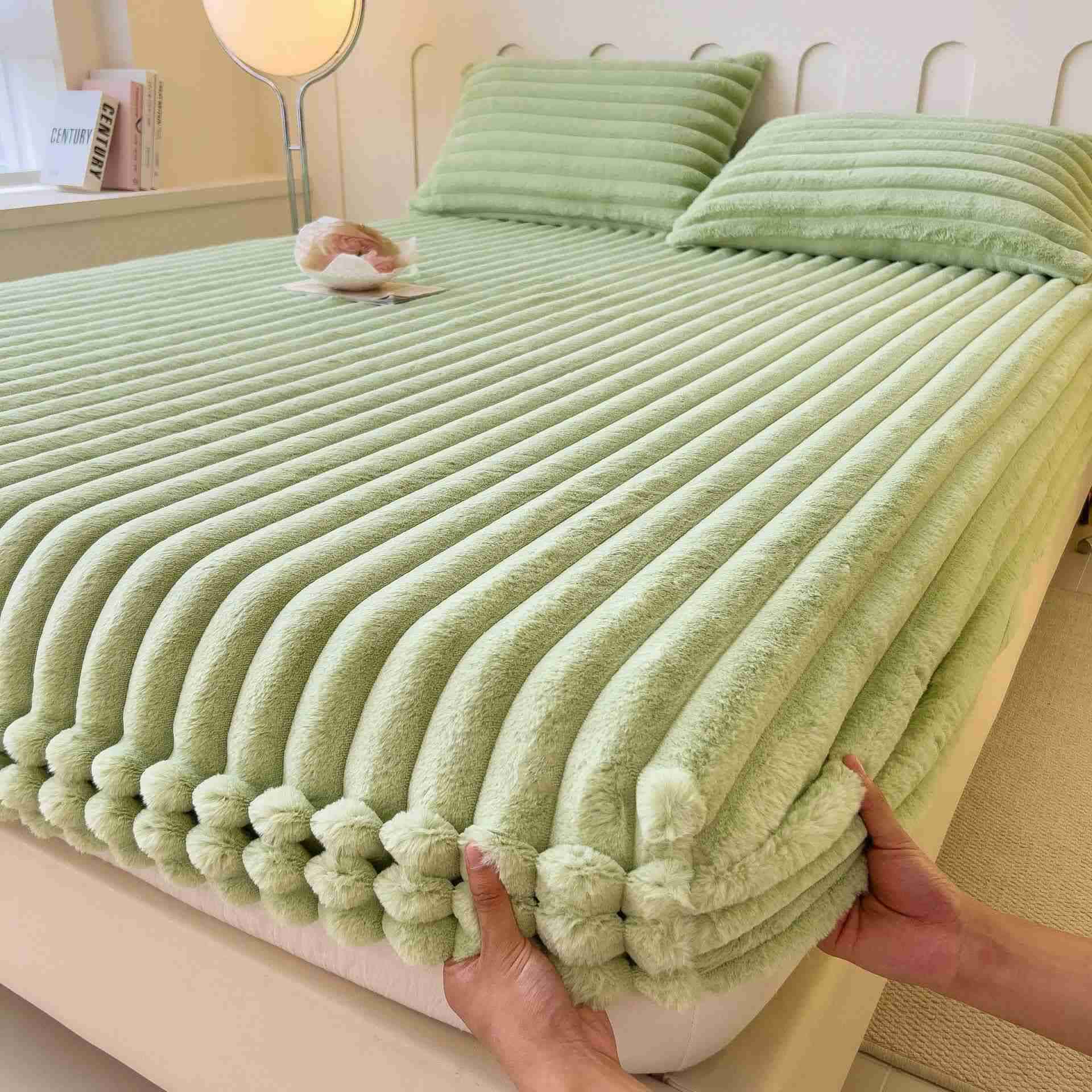 Einfaches, warmes Spannbettlaken aus Plüschfleece - Grün - Laken mit 2 Kissenbezügen - 200cm x 230cm - image 11