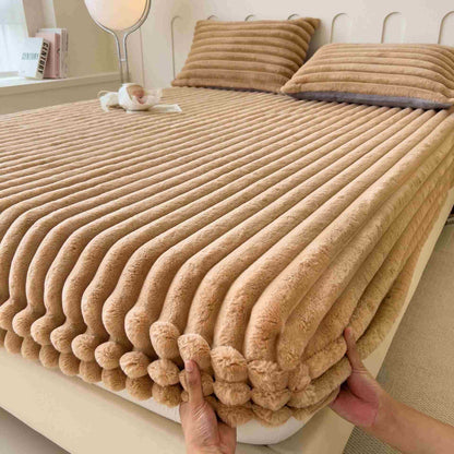 Einfaches, warmes Spannbettlaken aus Plüschfleece - Kaffee - Laken mit 2 Kissenbezügen - 200cm x 230cm - image 1
