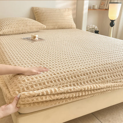 Warmes Spannbettlaken aus Fleece mit Waffelstruktur - image 6