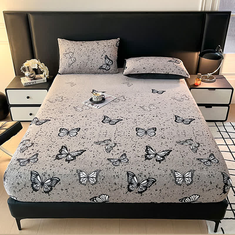 Warmes Spannbettlaken aus Schmetterlingsfleece - image 1