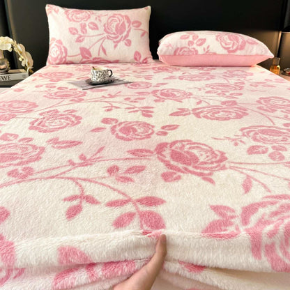 Warmes Spannbettlaken aus Fleece mit rosa Rosen - image 3