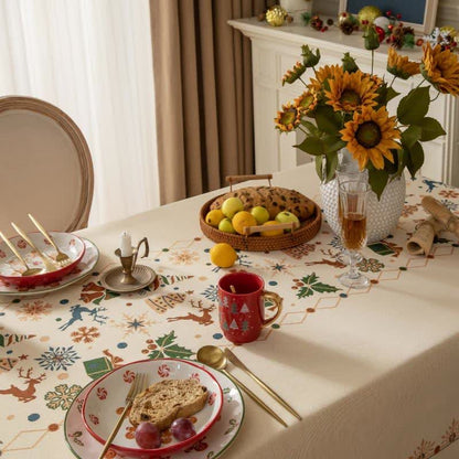 Weihnachtlich inspirierte Jacquard-Tischdecke in Beige - image 3