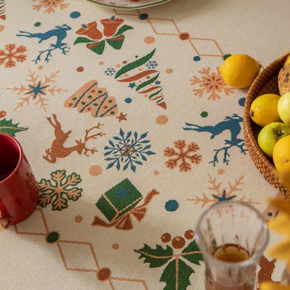 Weihnachtlich inspirierte Jacquard-Tischdecke in Beige - image 5
