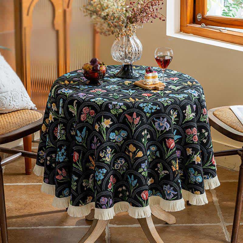 Vintage Tischdecke mit Quaste und blühendem Blumenstrauß - Schwarz - Rund 140cm - image 1