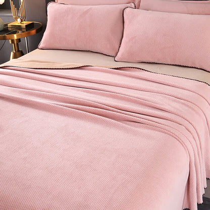 Warme Überwurfdecke aus kariertem Jacquard - image 9