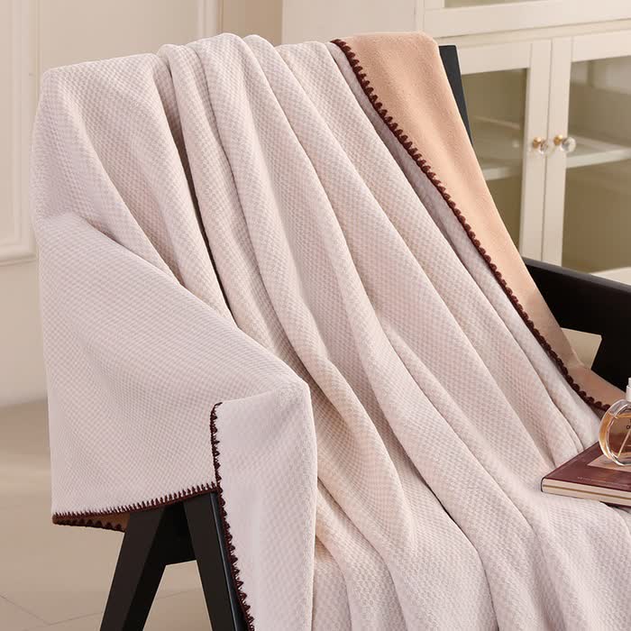 Warme Überwurfdecke aus kariertem Jacquard - Beige - 2 Kissenbezüge - 48cm x 74cm - image 2