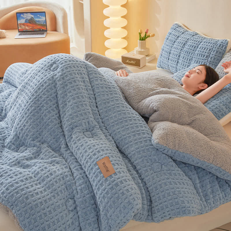 Warme Plüschdecke aus Waffel-Jacquard - image 3