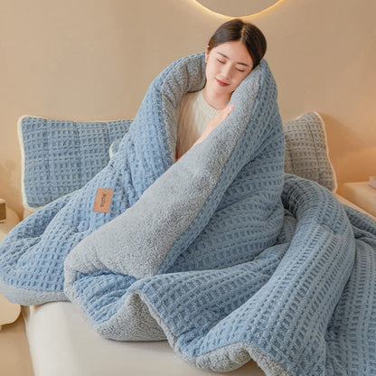 Warme Plüschdecke aus Waffel-Jacquard - image 5