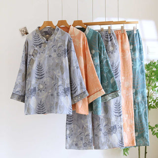 Orientalisch inspiriertes Pyjama-Set aus Baumwollgaze mit Blumenmuster - image 0