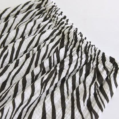 Modernes Pyjama-Set aus Baumwollgaze mit Zebrastreifen - image 11