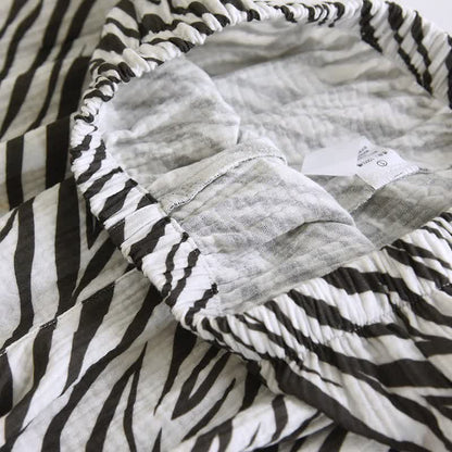 Modernes Pyjama-Set aus Baumwollgaze mit Zebrastreifen - image 12
