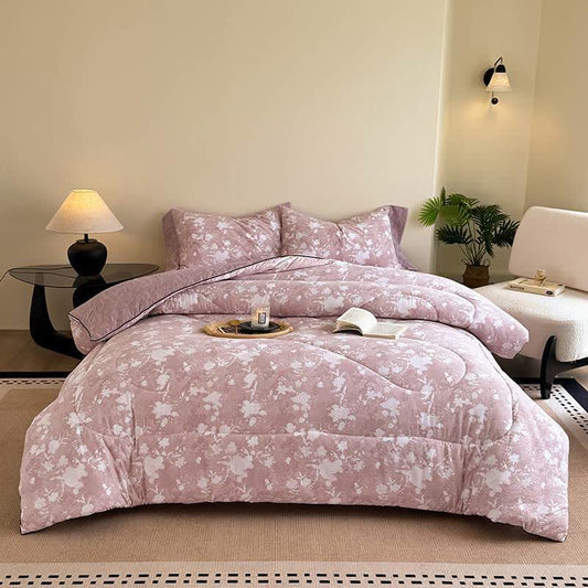 Steppdecke mit pastellfarbenen Blumen im rustikalen Stil - Winterquilt - 220cm x 240cm - image 0