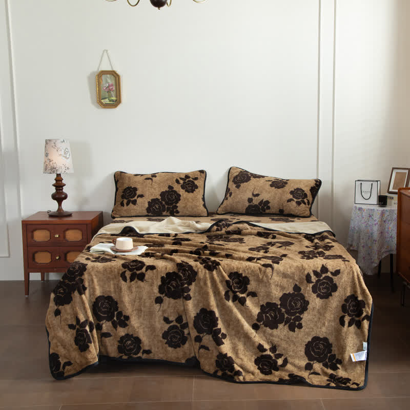 Plüsch-Spannbettlaken mit Rosenmuster - Kaffee - Decke mit 2 Kissenbezügen - 220cm x 240cm - image 3