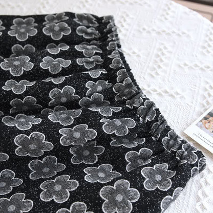 Schwarze Nachtwäsche aus Jacquard-Baumwolle mit Blumenmuster - image 7
