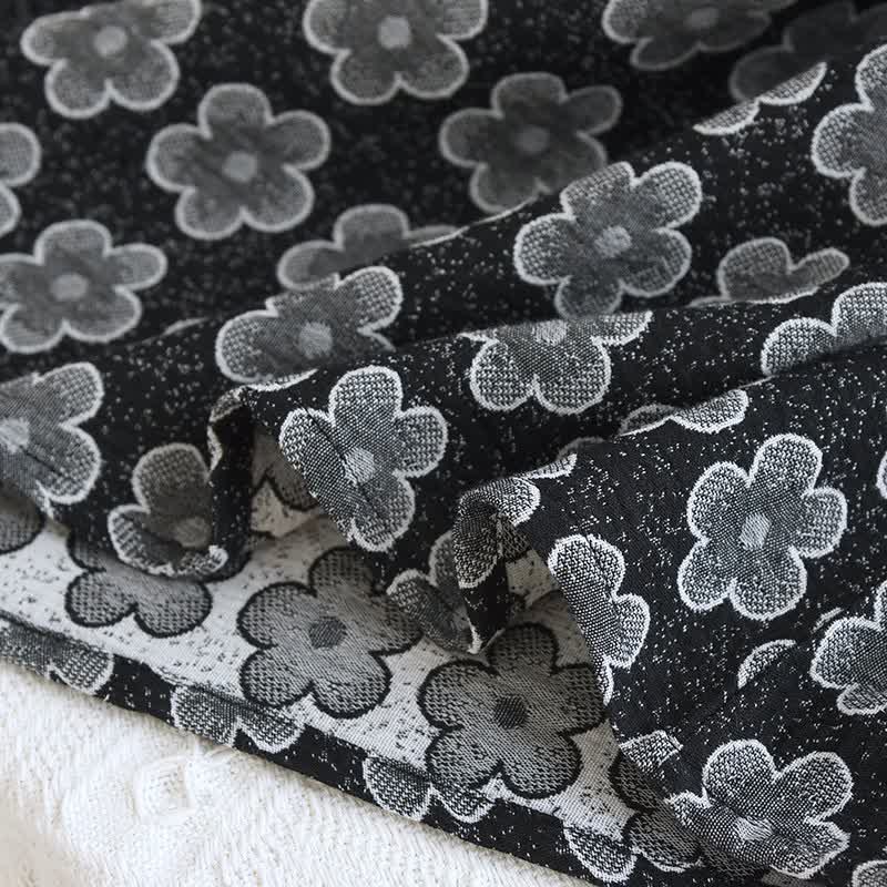 Schwarze Nachtwäsche aus Jacquard-Baumwolle mit Blumenmuster - image 6