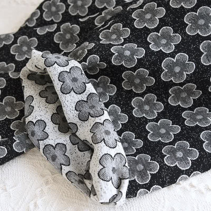 Schwarze Nachtwäsche aus Jacquard-Baumwolle mit Blumenmuster - image 10