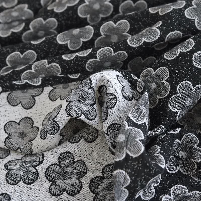 Schwarze Nachtwäsche aus Jacquard-Baumwolle mit Blumenmuster - image 17