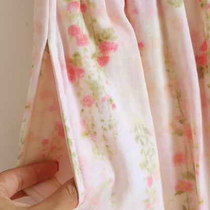 Rosafarbenes Loungewear-Set aus Baumwollgaze mit Rosenmotiv - image 6